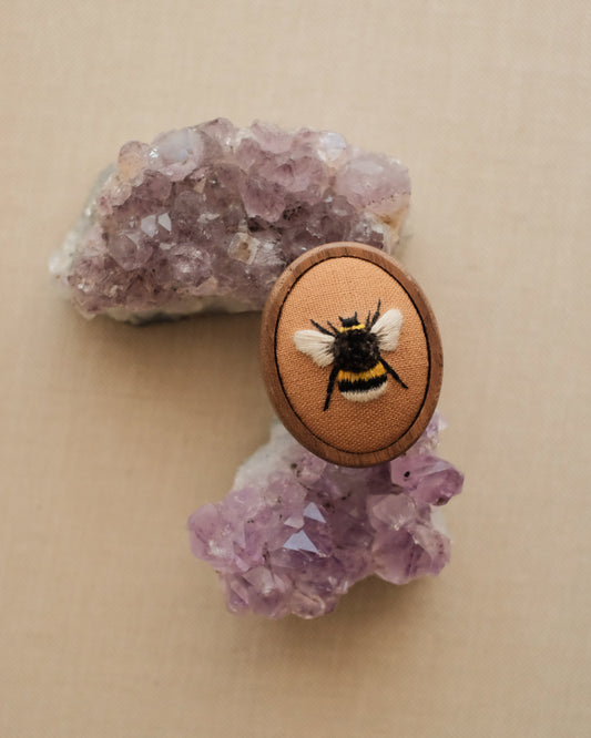 Bourdon (fond caramel)