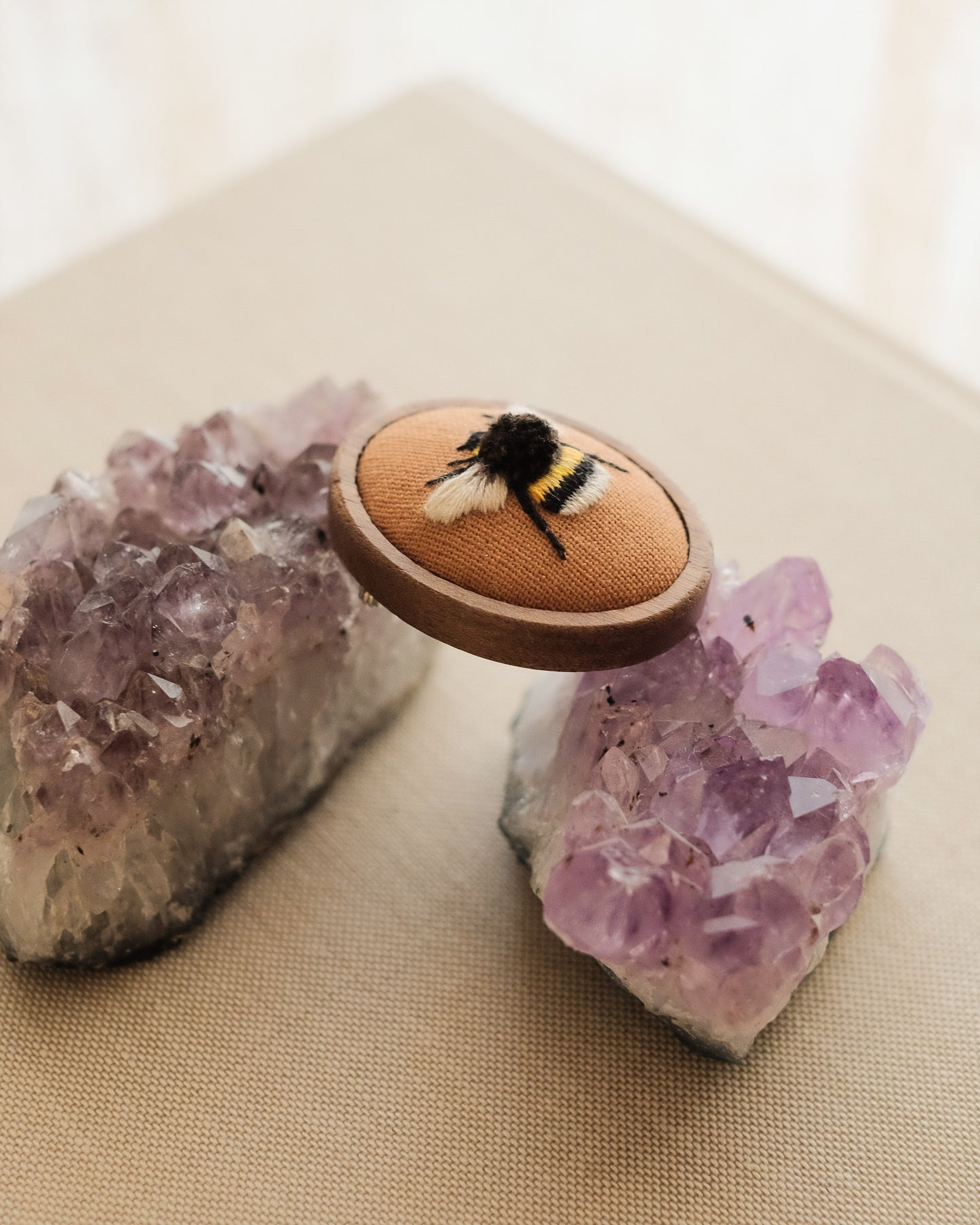 Bourdon (fond caramel)